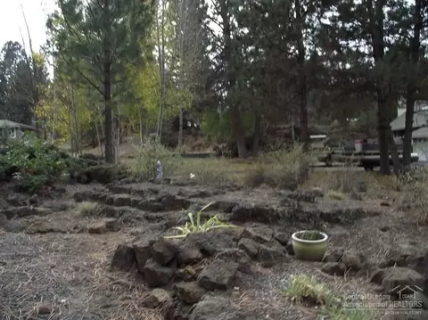 60854 Ruby Pl, Bend, OR 97702 photo 22