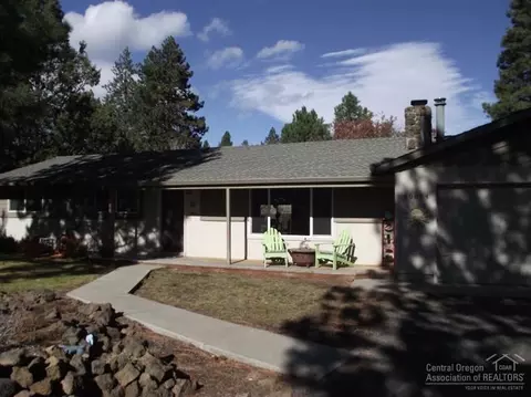 60854 Ruby Pl, Bend, OR 97702 photo 3