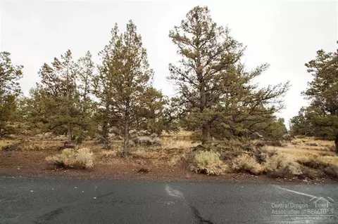 63586 Jd Estates Dr, Bend, OR 97701 photo 4