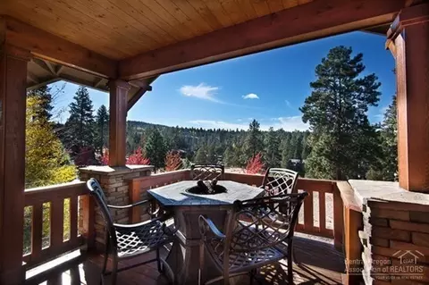 63172 Riverstone Dr, Bend, OR 97701 photo 2