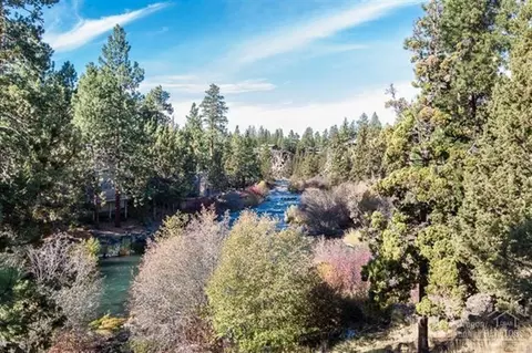 63172 Riverstone Dr, Bend, OR 97701 photo 3