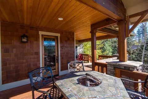 63172 Riverstone Dr, Bend, OR 97701 photo 5