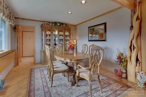 22180 Bear Creek Rd, Bend, OR 97701 photo 16
