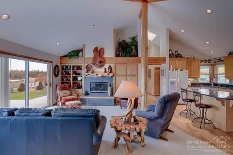 22180 Bear Creek Rd, Bend, OR 97701 photo 15