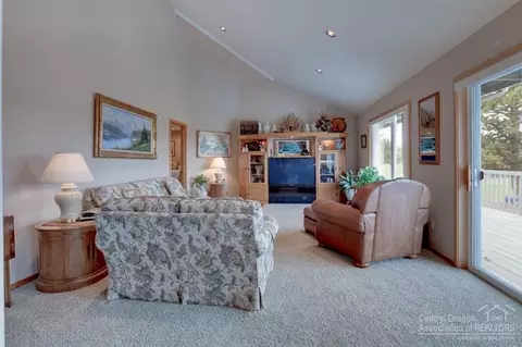 22180 Bear Creek Rd, Bend, OR 97701 photo 17