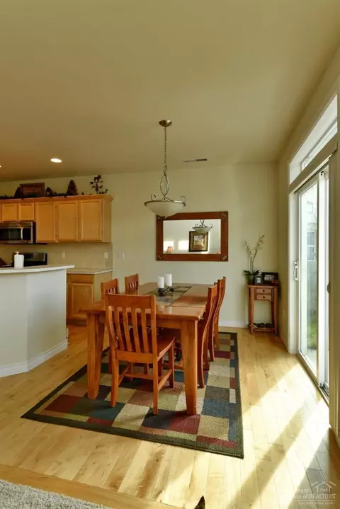 60893 Garrison Dr, Bend, OR 97702 photo 10