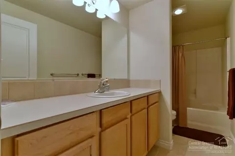 60893 Garrison Dr, Bend, OR 97702 photo 21