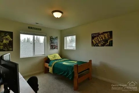 60893 Garrison Dr, Bend, OR 97702 photo 20