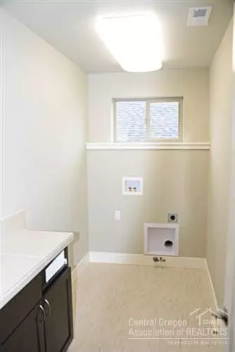 61061 SE Ruby Peak Ln, Bend, OR 97702 photo 11