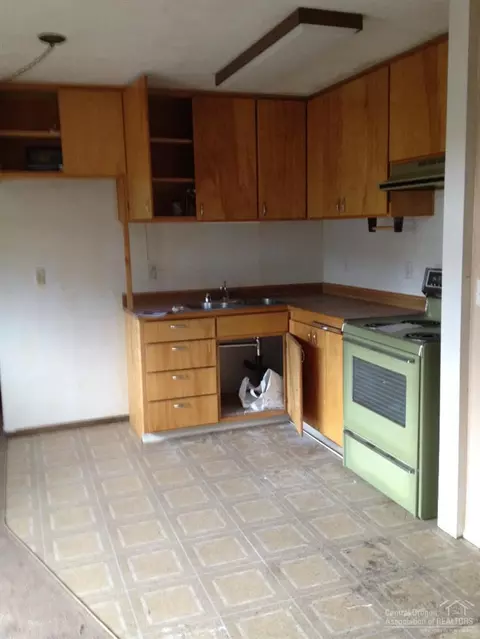 16229 Earl Ct, La Pine, OR 97739 photo 13
