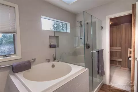 60443 Woodside Loop, Bend, OR 97702 photo 17
