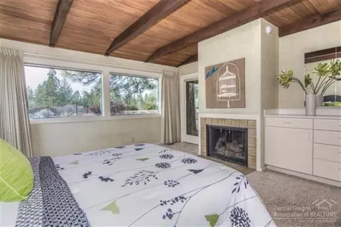 60443 Woodside Loop, Bend, OR 97702 photo 16
