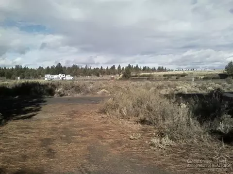 60820 Bobcat Rd, Bend, OR 97702 photo 4