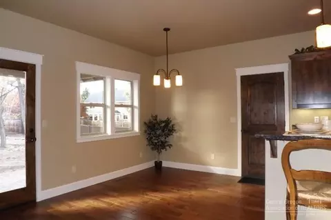 63125 Pikes Ct, Bend, OR 97701 photo 8
