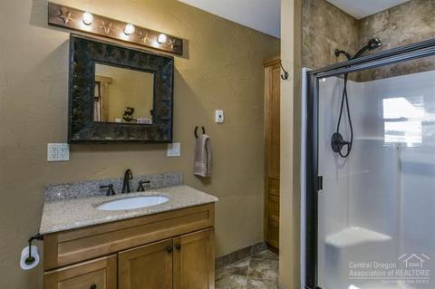 65161 Highland Rd, Bend, OR 97701 photo 23