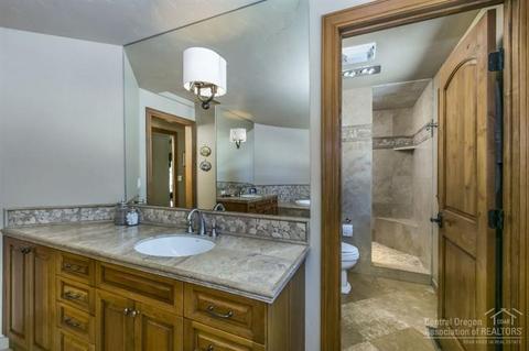 65161 Highland Rd, Bend, OR 97701 photo 17
