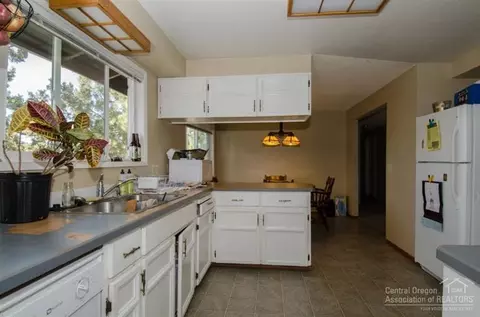 62855 Daniel Rd, Bend, OR 97702 photo 9