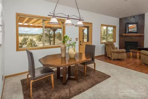 62730 Todd Rd, Bend, OR 97701 photo 5