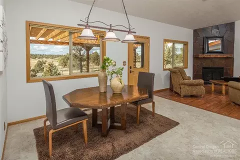 62730 Todd Rd, Bend, OR 97701 photo 17