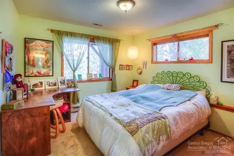 60773 River Bend Dr, Bend, OR 97702 photo 16