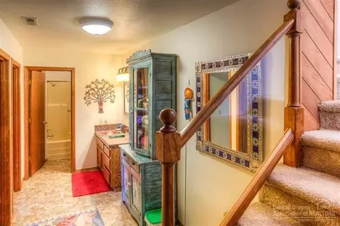 60773 River Bend Dr, Bend, OR 97702 photo 11