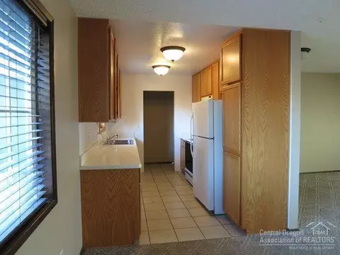 715 E Ridgeview Dr, Culver, OR 97734 photo 6