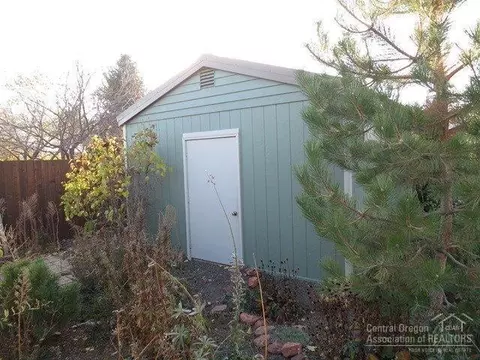 715 E Ridgeview Dr, Culver, OR 97734 photo 18
