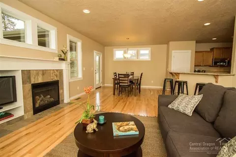 20979 Avery Ln, Bend, OR 97702 photo 11