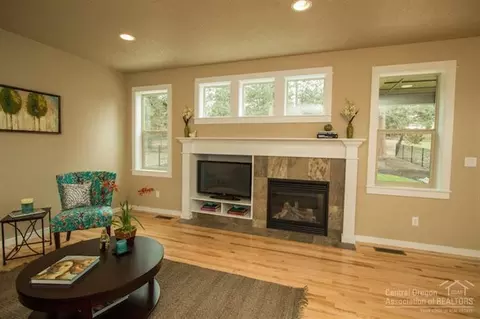 20979 Avery Ln, Bend, OR 97702 photo 8