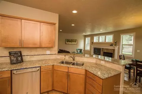 20979 Avery Ln, Bend, OR 97702 photo 14