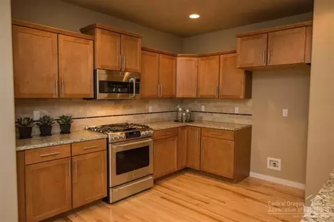 20979 Avery Ln, Bend, OR 97702 photo 15