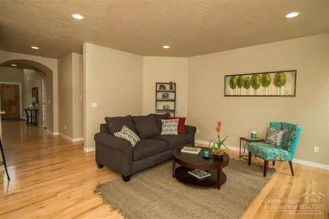 20979 Avery Ln, Bend, OR 97702 photo 10