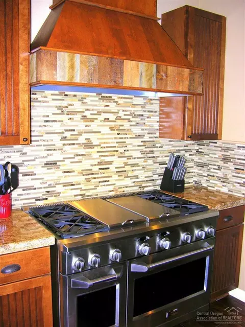 56235 Stellar Dr, Bend, OR 97707 photo 6