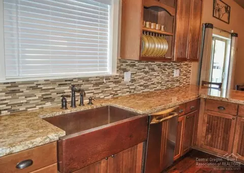 56235 Stellar Dr, Bend, OR 97707 photo 8