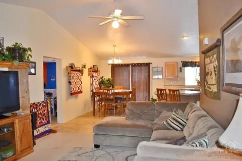 20764 Gallop Rd, Bend, OR 97701 photo 6