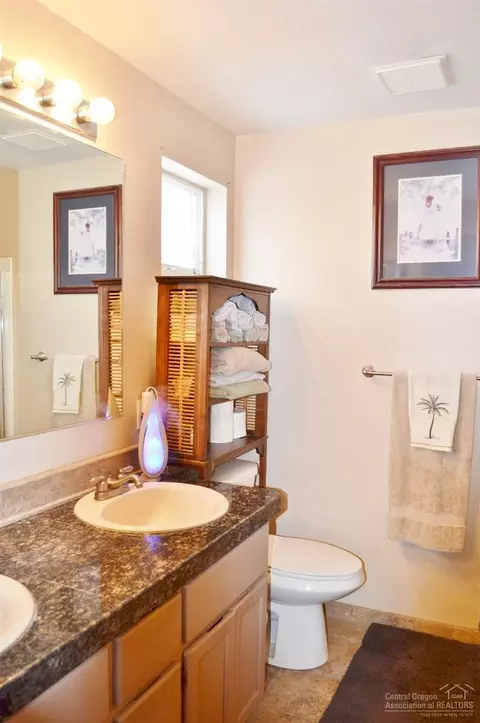 20764 Gallop Rd, Bend, OR 97701 photo 8