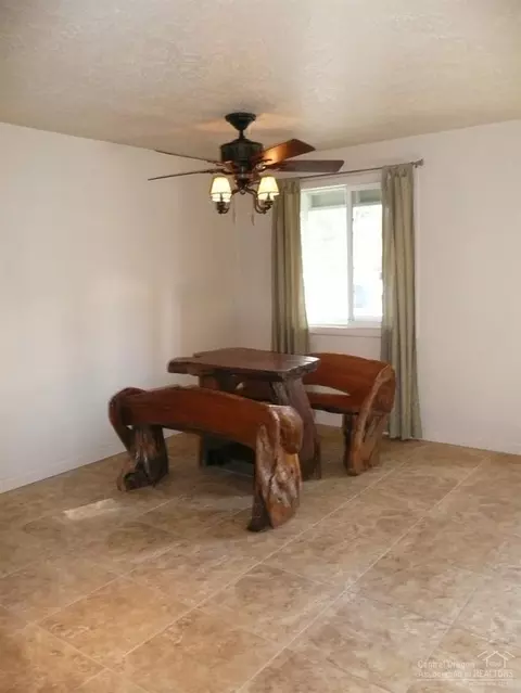 21004 Thomas Dr, Bend, OR 97702 photo 10