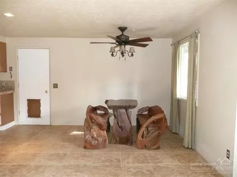 21004 Thomas Dr, Bend, OR 97702 photo 7