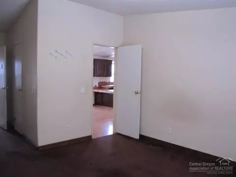 1884 NE 5th St, Bend, OR 97701 photo 9