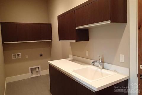 61354 Kindle Rock Loop, Bend, OR 97702 photo 10