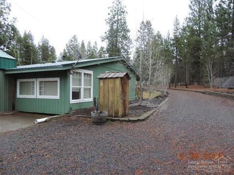 53865 Yoho Dr, La Pine, OR 97739 photo 2