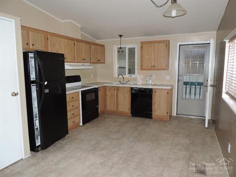 53865 Yoho Dr, La Pine, OR 97739 photo 13