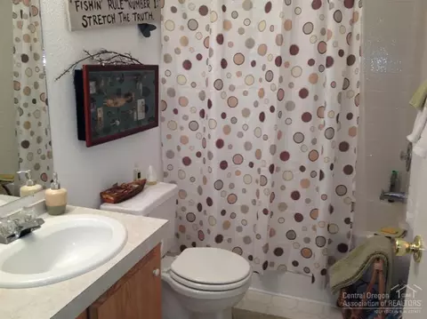 1727 Mare Cir, La Pine, OR 97739 photo 15