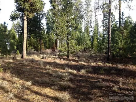 1727 Mare Cir, La Pine, OR 97739 photo 5