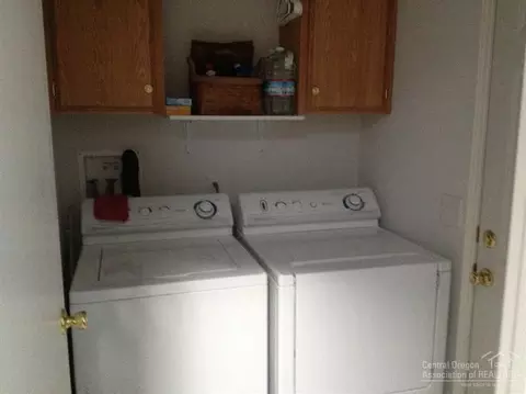 1727 Mare Cir, La Pine, OR 97739 photo 13