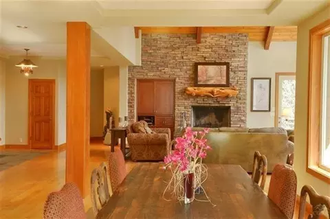 63130 Stag Dr, Bend, OR 97701 photo 9