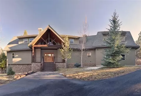 63130 Stag Dr, Bend, OR 97701 photo 2