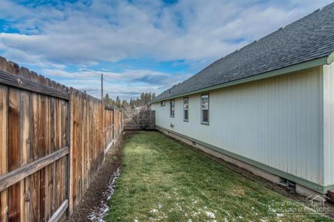 20141 Lora Ln, Bend, OR 97702 photo 21