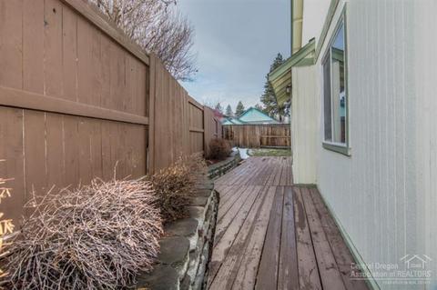 20141 Lora Ln, Bend, OR 97702 photo 18