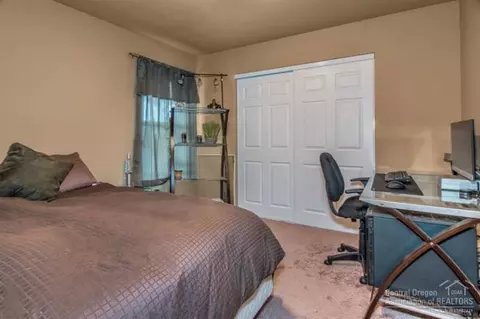 20889 Crested Ct, Bend, OR 97701 photo 10